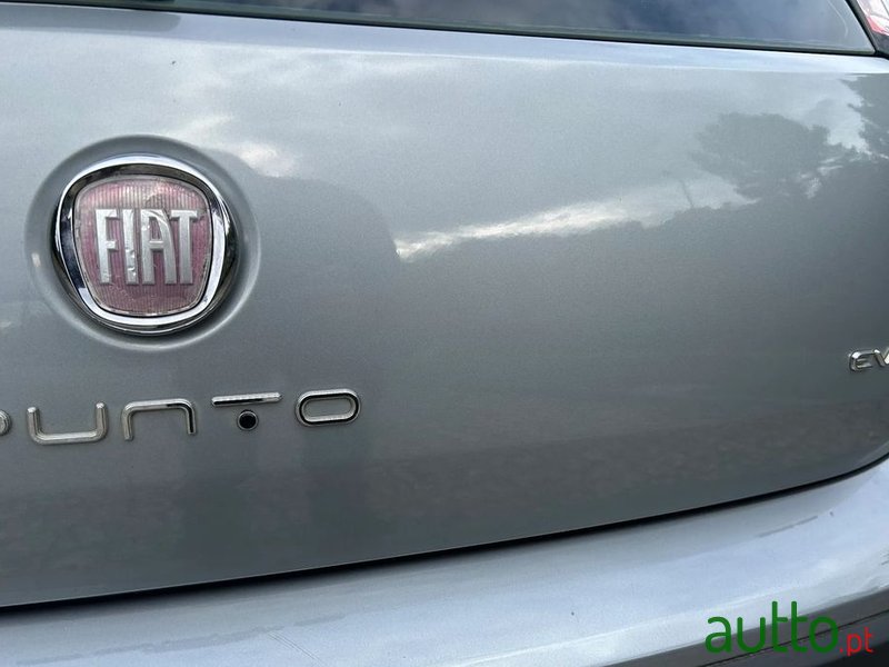2009' Fiat Punto Evo 1.3 M-Jet Sport photo #2