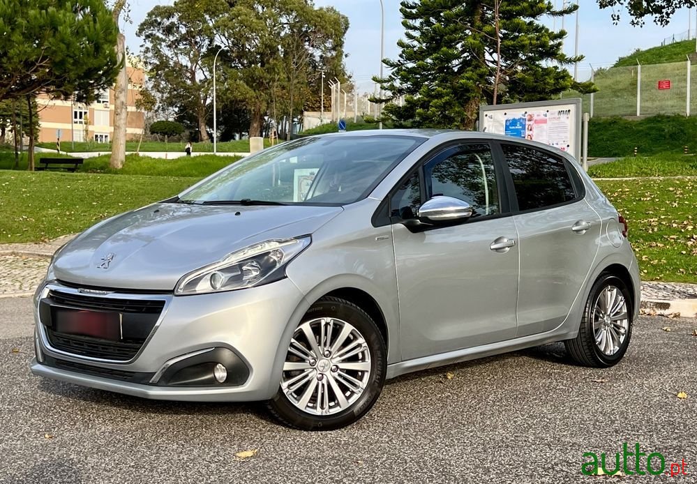 2018' Peugeot 208 photo #2