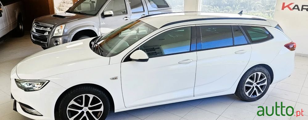 2020' Opel Insignia Sports Tourer photo #5