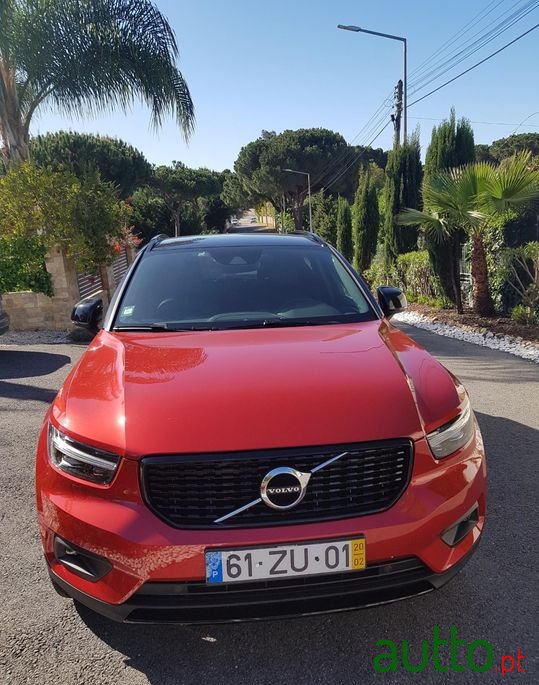 2020' Volvo Xc-40 photo #1