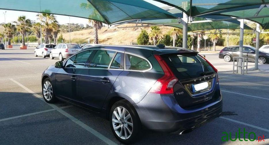 2014' Volvo V60 photo #2