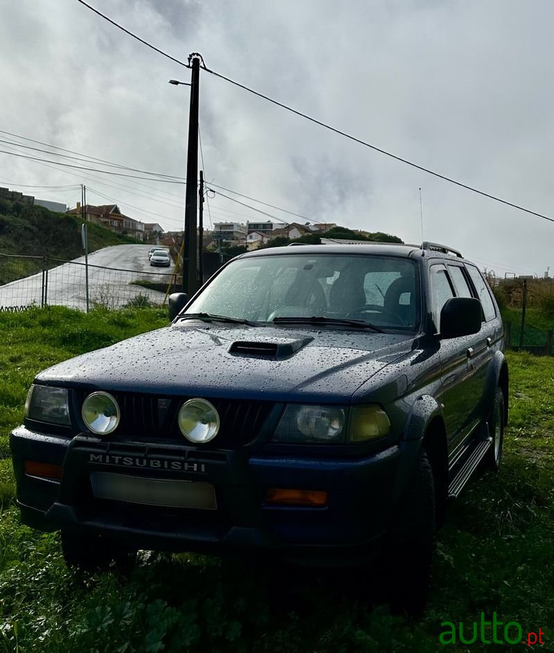 1999' Mitsubishi Pajero Sport photo #3