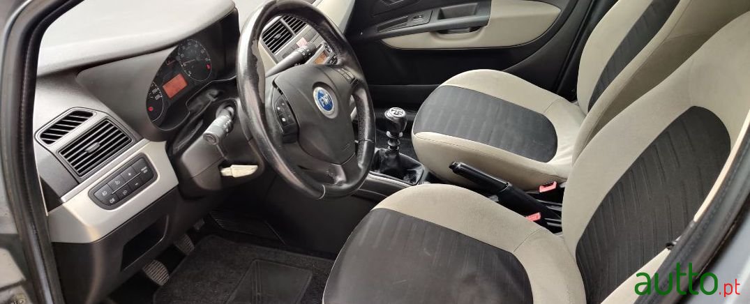 2007' Fiat Grande Punto photo #1