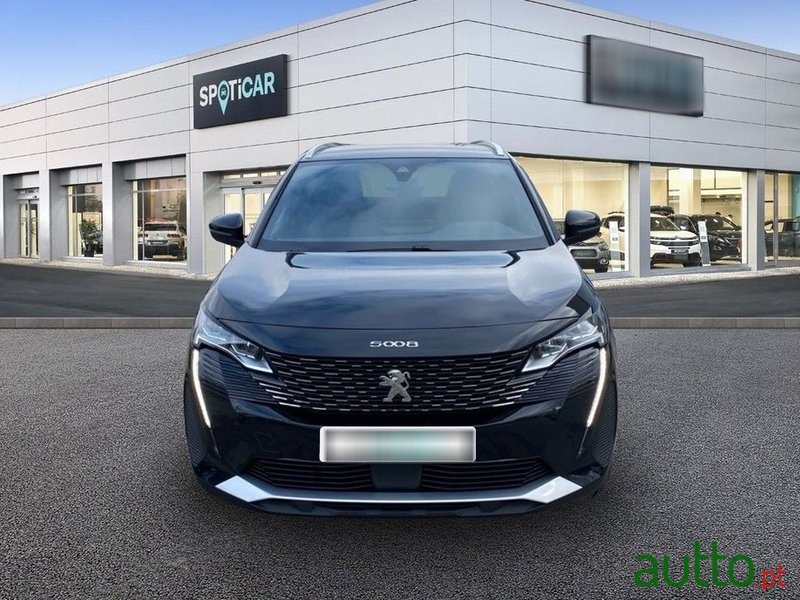 2024' Peugeot 5008 photo #2