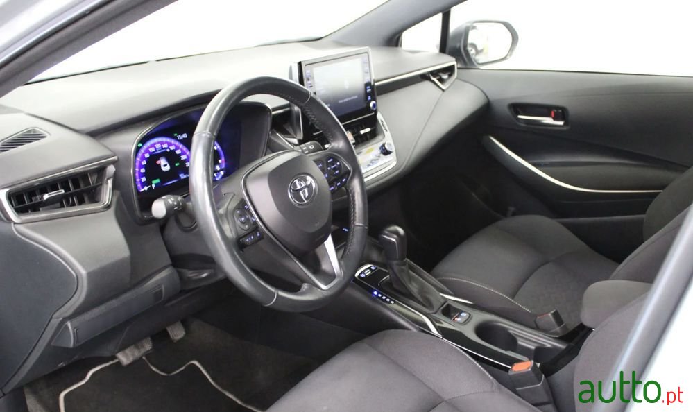 2021' Toyota Corolla photo #5