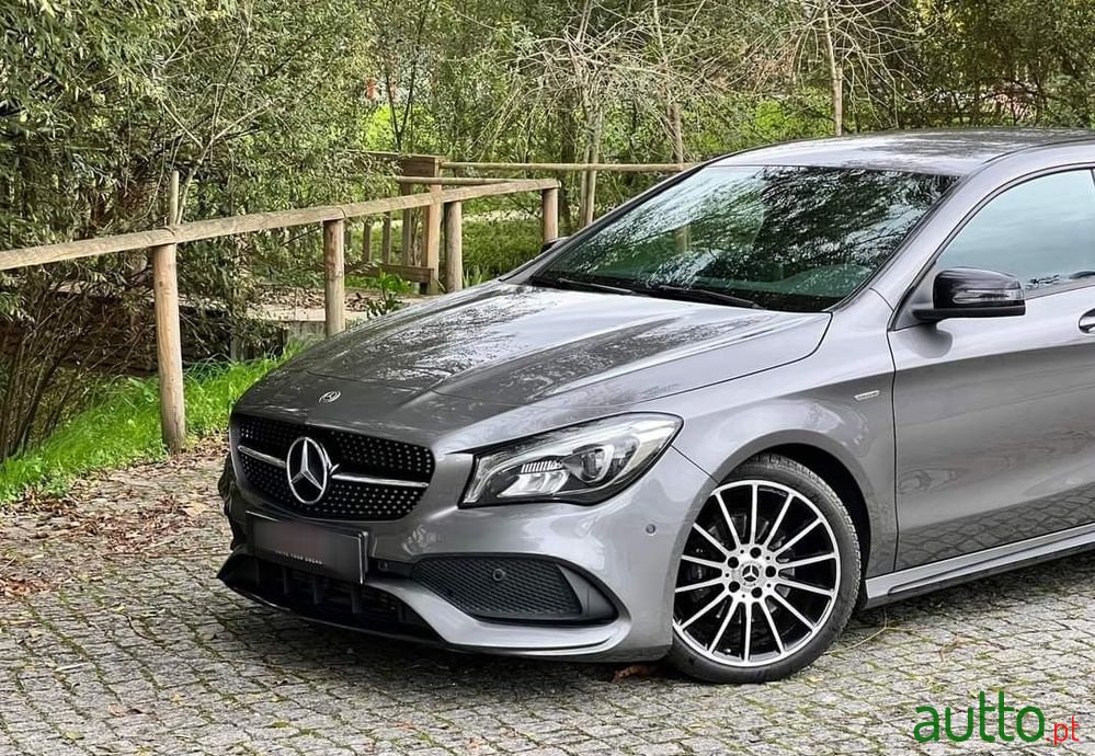 2018' Mercedes-Benz Classe Cla photo #2