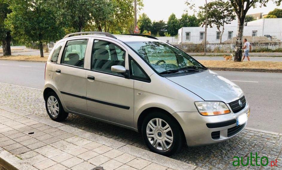 2004' Fiat Idea photo #2