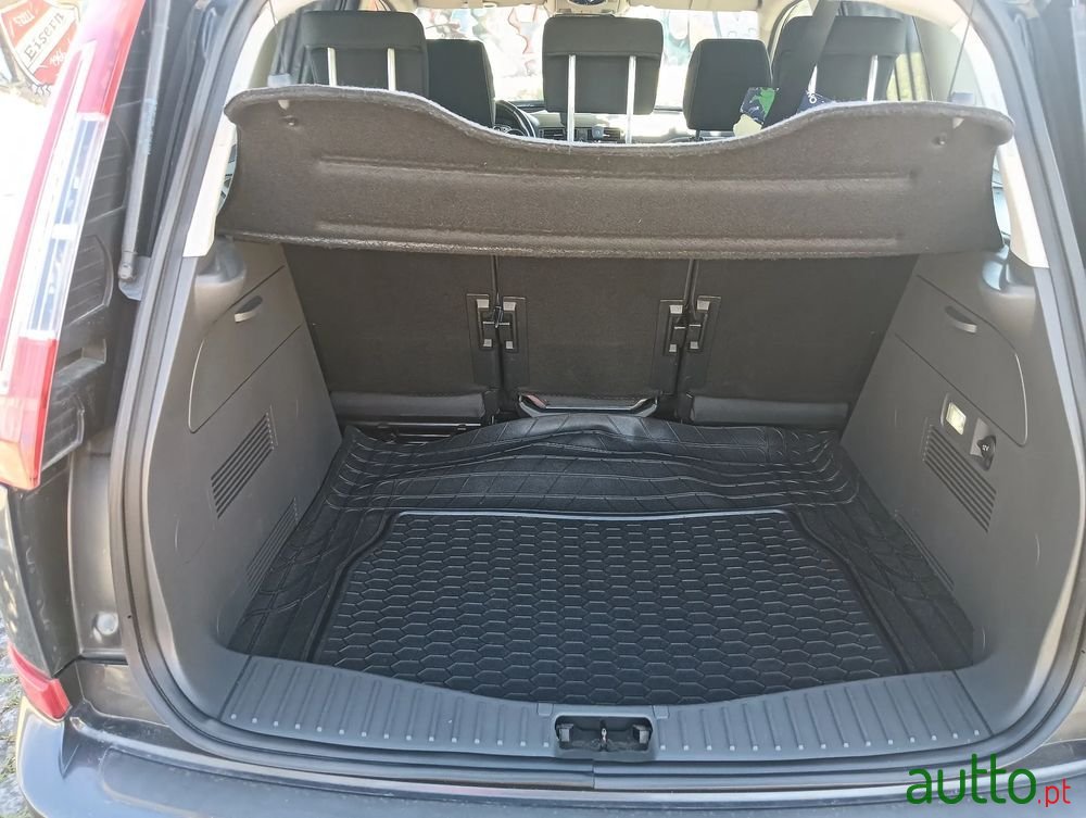 2009' Ford C-MAX photo #5