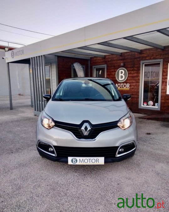 2014' Renault Captur photo #2