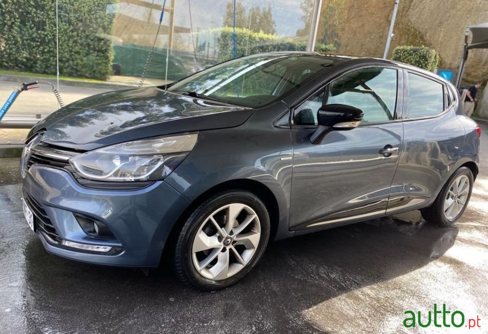 2018' Renault Clio photo #1