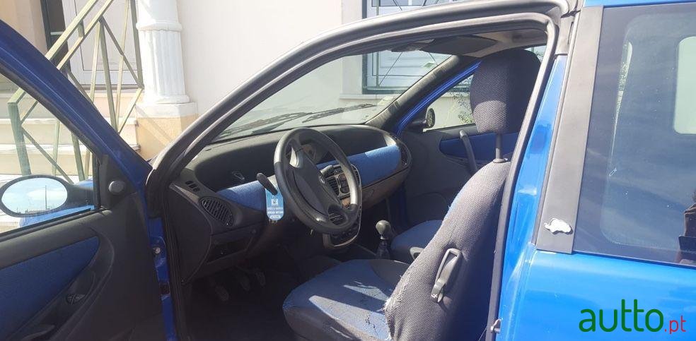 2000' Lancia Y Elefantino Rosso photo #2