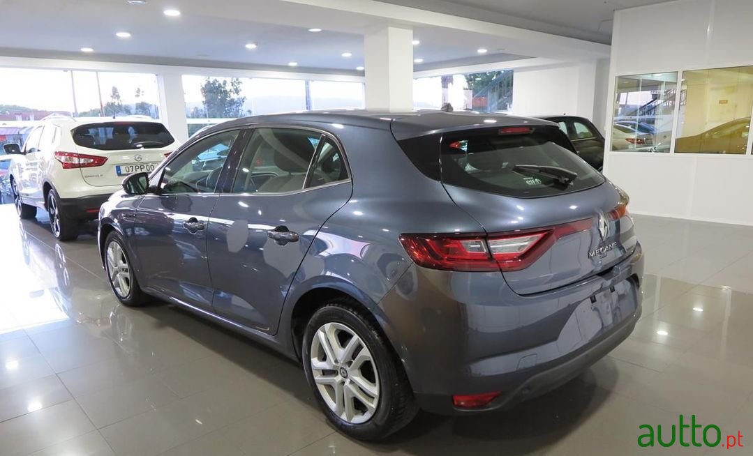 2017' Renault Megane photo #5
