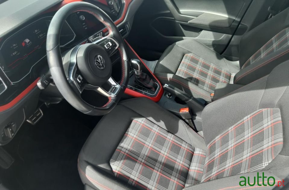 2018' Volkswagen Polo photo #5