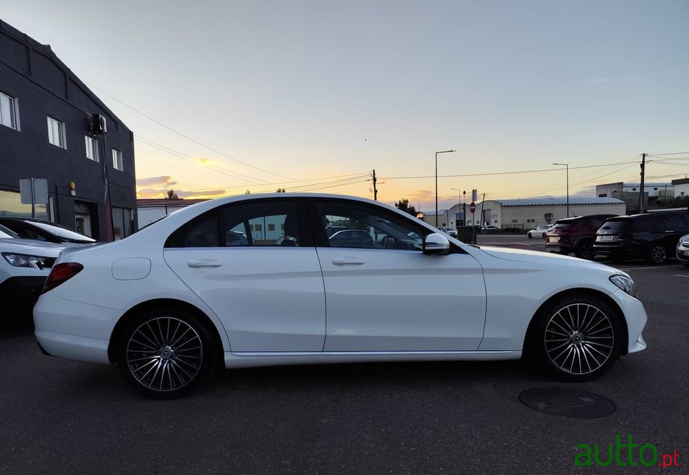 2018' Mercedes-Benz Classe C D Avantgarde photo #2