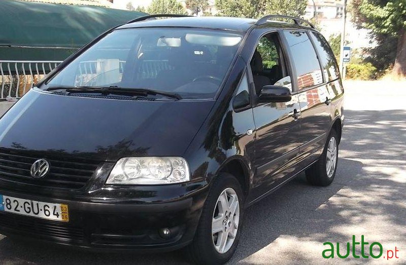 2003' Volkswagen Sharan photo #1