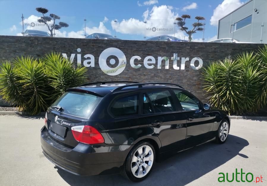 2007' BMW 320 photo #2