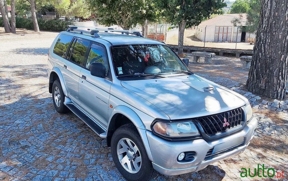 2000' Mitsubishi Pajero Sport photo #1