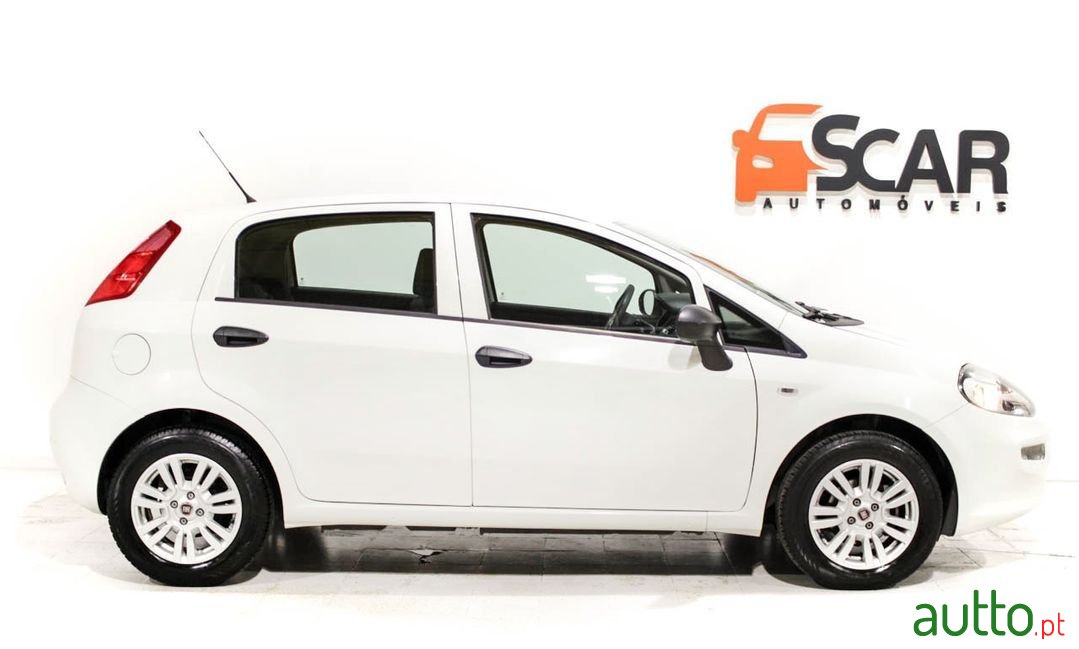 2018' Fiat Punto photo #5