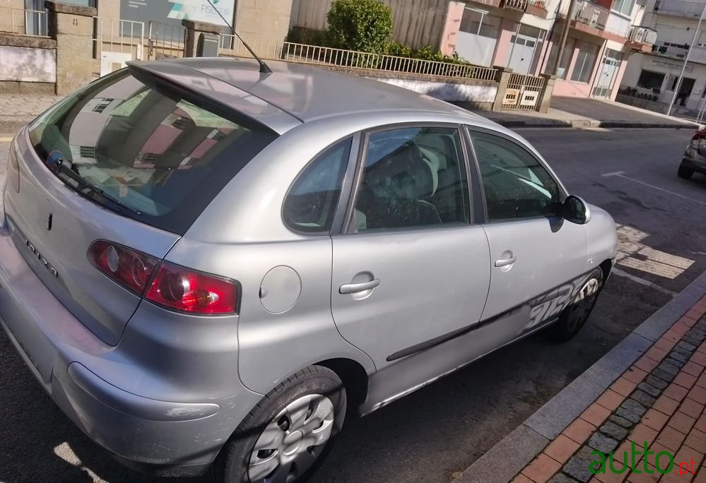 2003' SEAT Ibiza 1.2 12V Passion photo #4