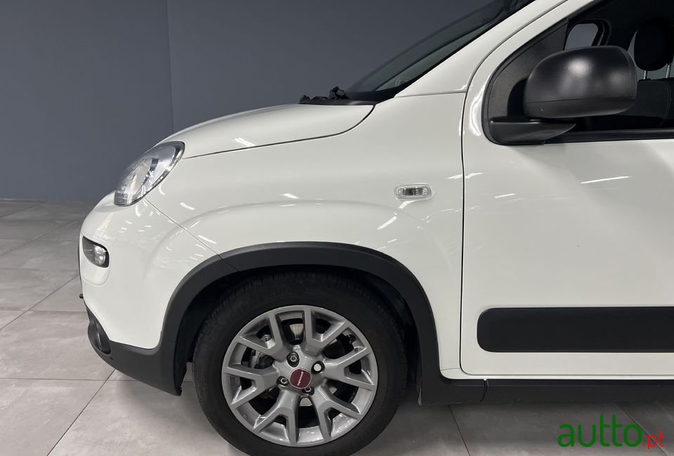 2020' Fiat Panda photo #6