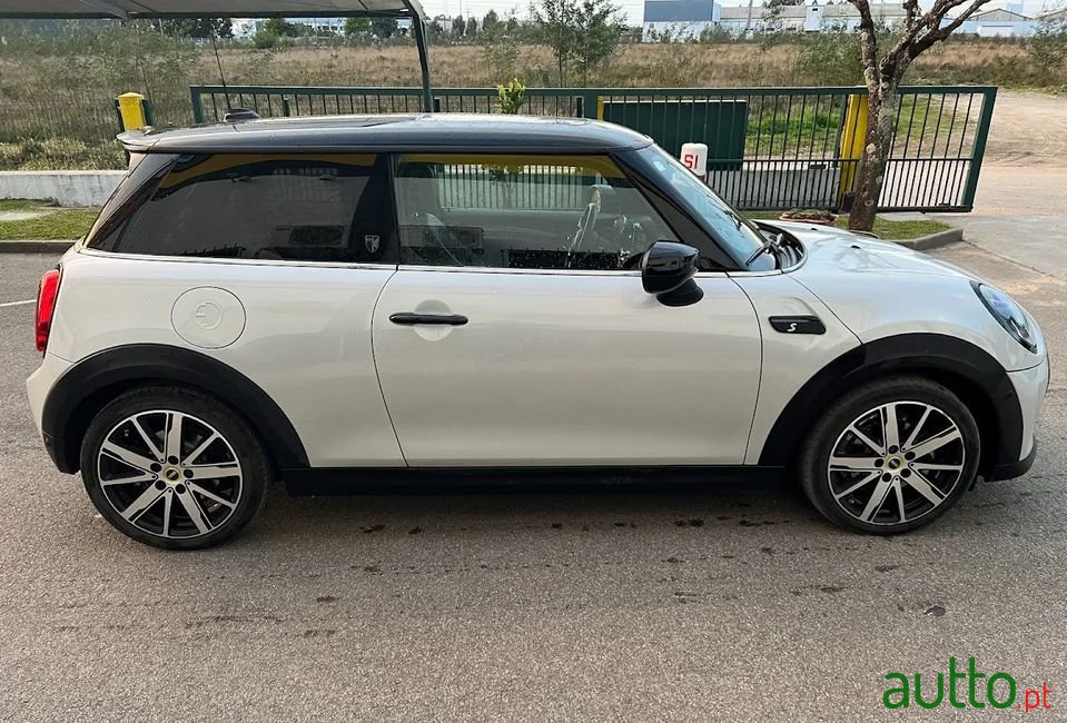 2022' MINI Mini Electric photo #5