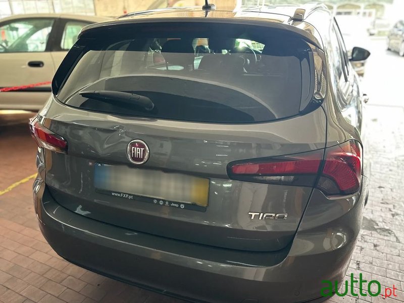 2019' Fiat Tipo Station Wagon photo #6