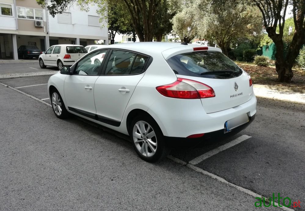 2009' Renault Megane 1.5 Dci Dynamique photo #5