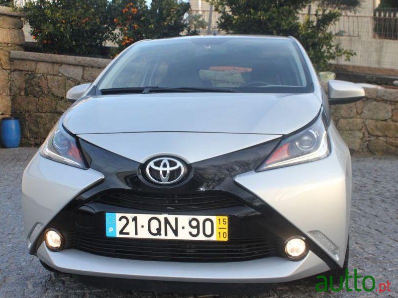 2015' Toyota Aygo 1.0 X-Play+Ac+X-Touch photo #1