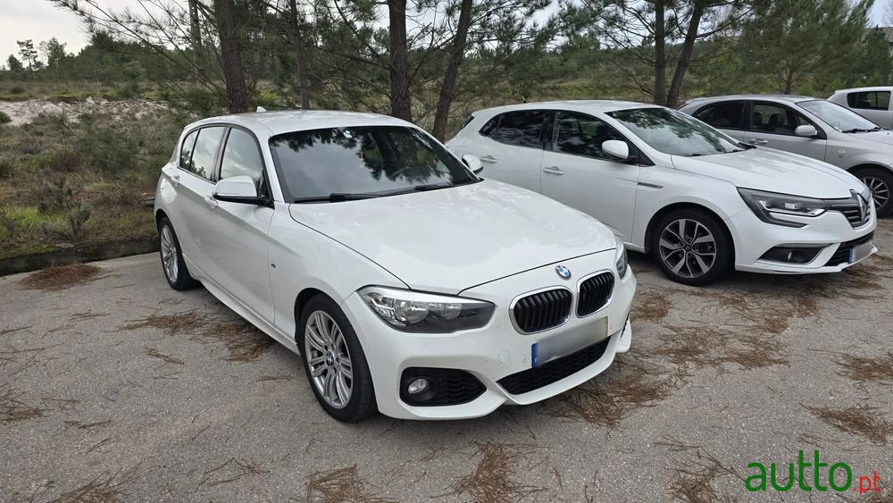 2016' BMW Série 1 D Pack M photo #5