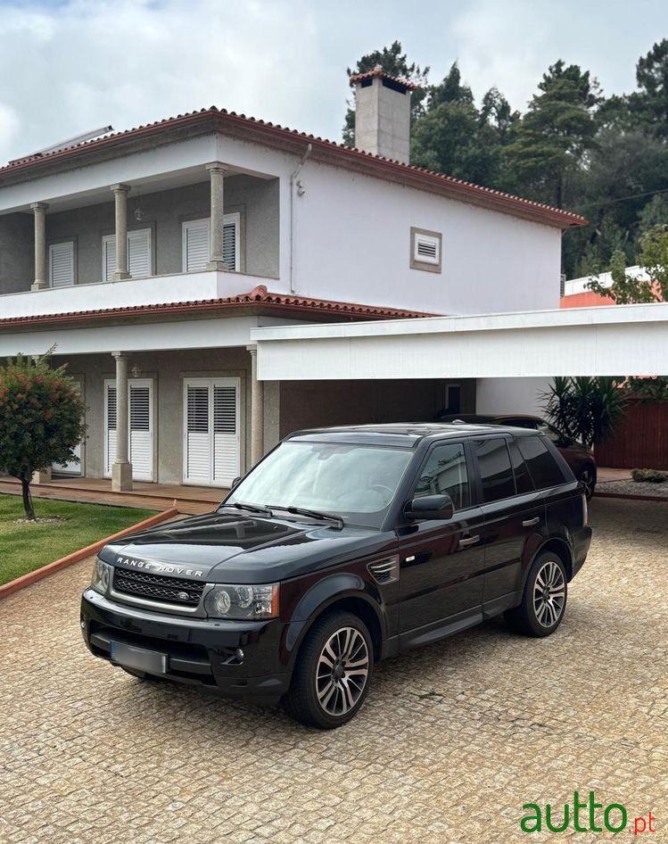 2009' Land Rover Range Rover Sport photo #1