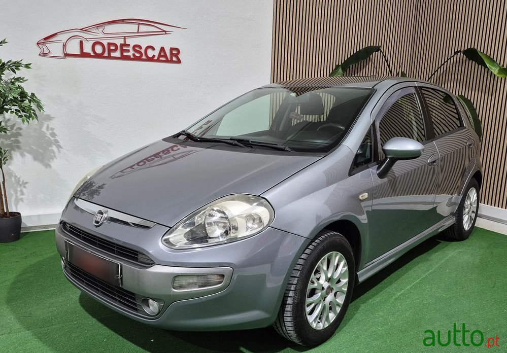 2010' Fiat Punto Evo 1.4 Dynamic photo #1