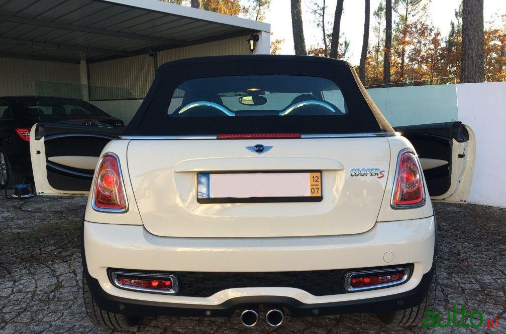 2012' MINI Cabrio Mini Cooper S photo #2