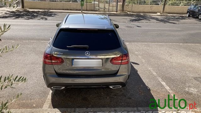 2019' Mercedes-Benz C-200 photo #4