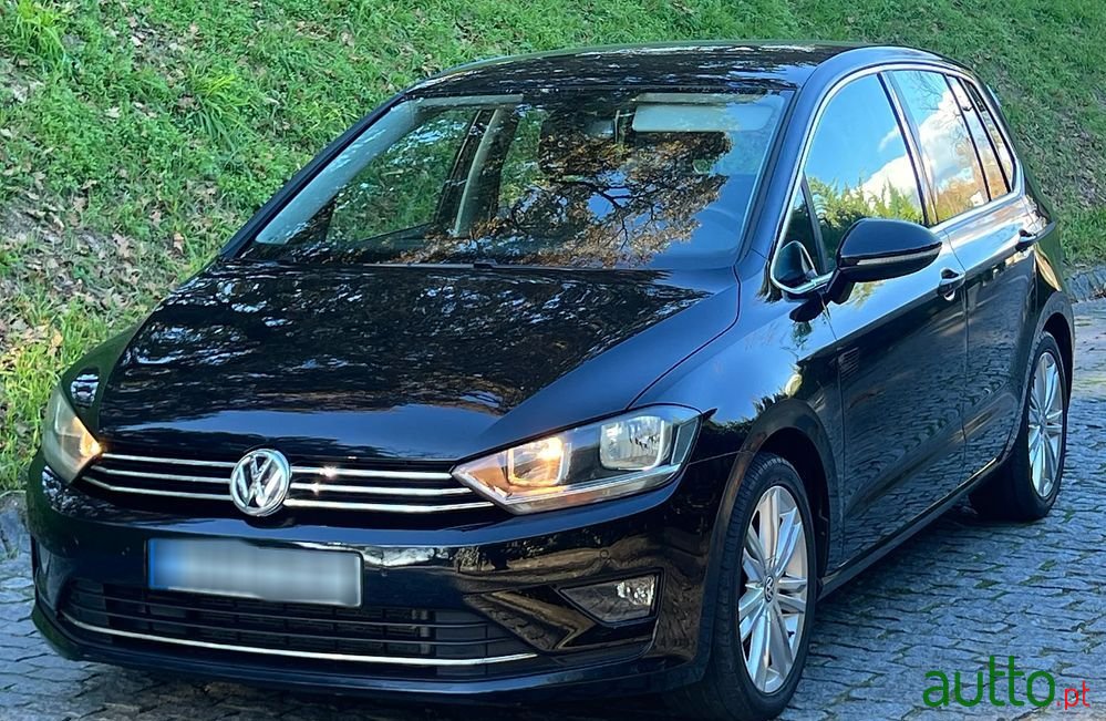 2014' Volkswagen Golf Sportsvan photo #6