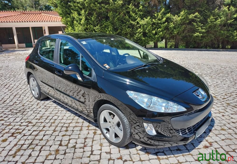 2008' Peugeot 308 1.6 Hdi Sport photo #3