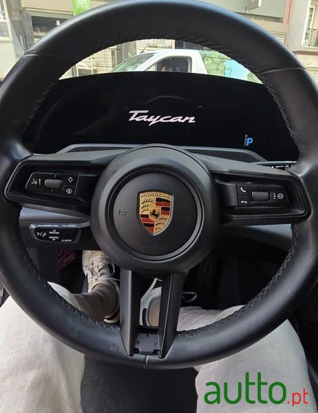 2021' Porsche Taycan 4S photo #5