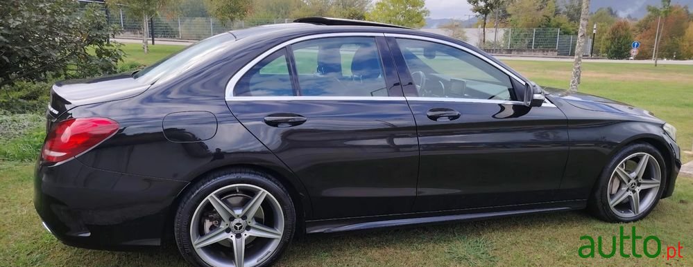 2015' Mercedes-Benz Classe C photo #3