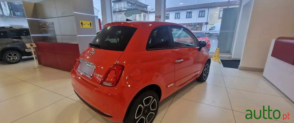 2022' Fiat 500 1.0 Hybrid Club photo #5