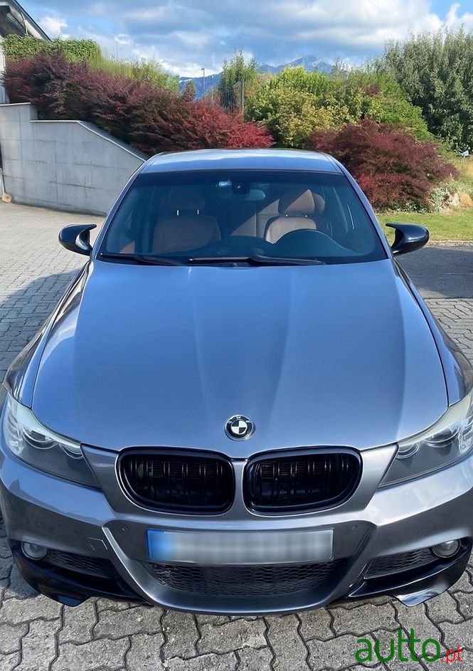 2009' BMW Série 3 photo #4