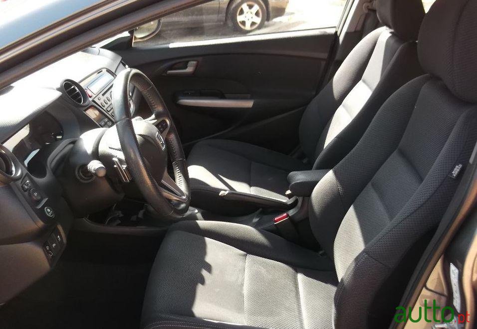 2011' Honda Insight photo #2