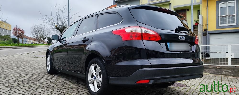 2012' Ford Focus Sw photo #4