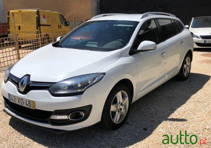 2015' Renault Megane Break photo #1
