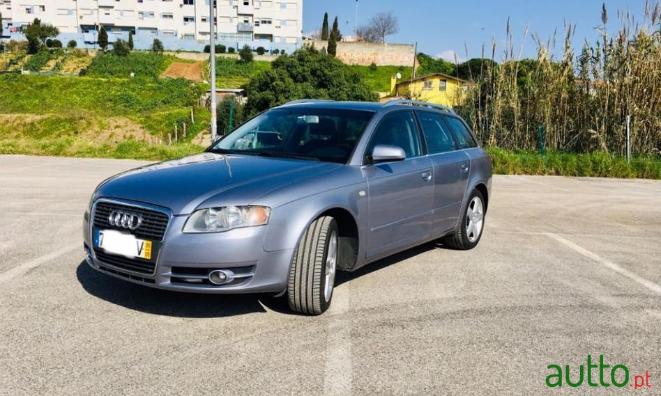 2005' Audi A4 Avant photo #3