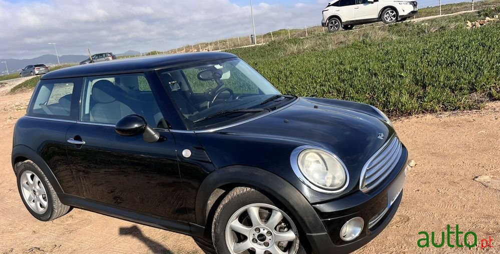 2009' MINI One 1.4 photo #3