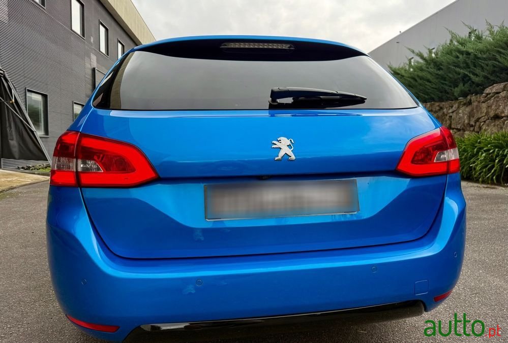 2021' Peugeot 308 Sw photo #5