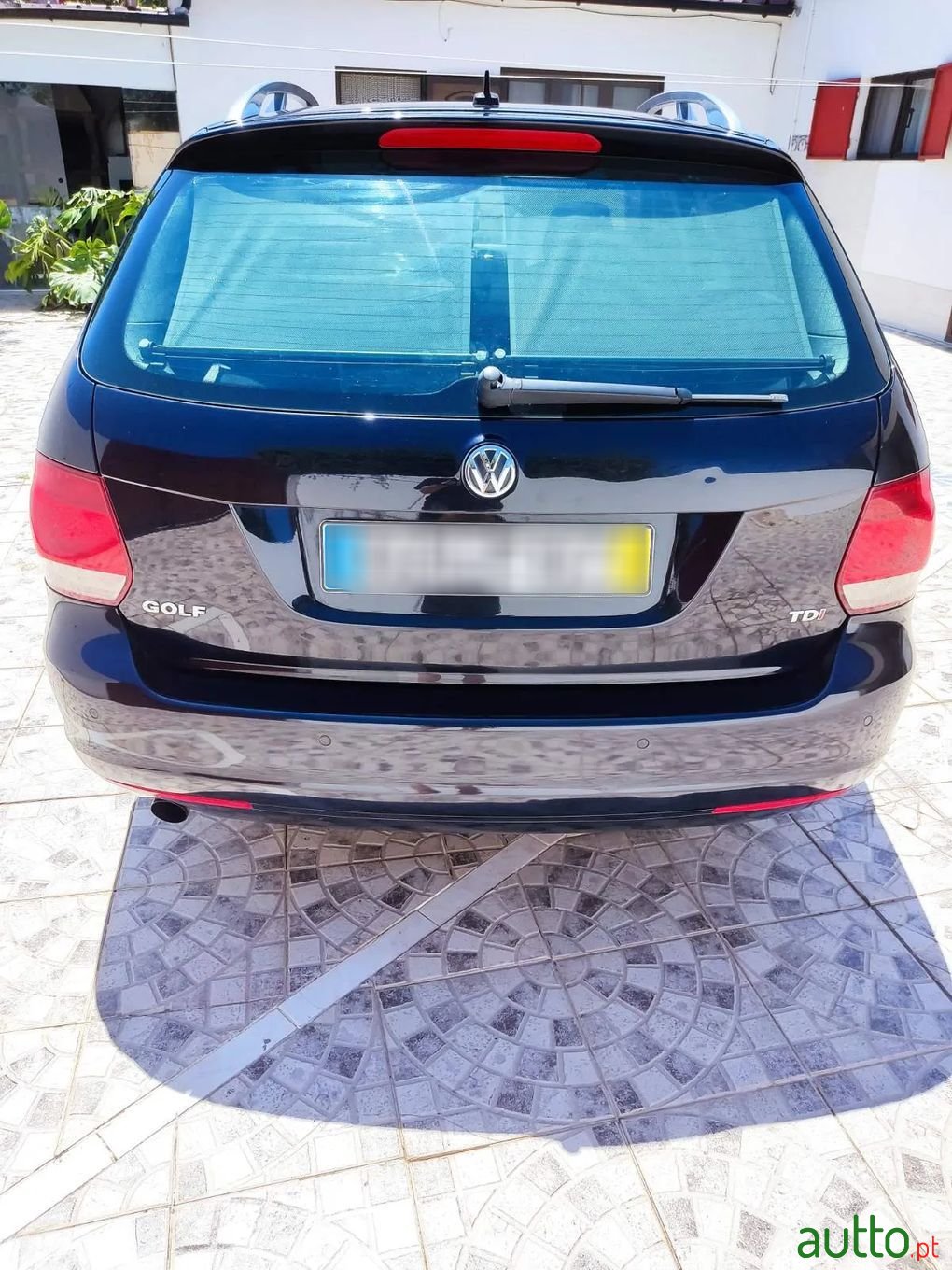 2011' Volkswagen Golf Variant photo #3