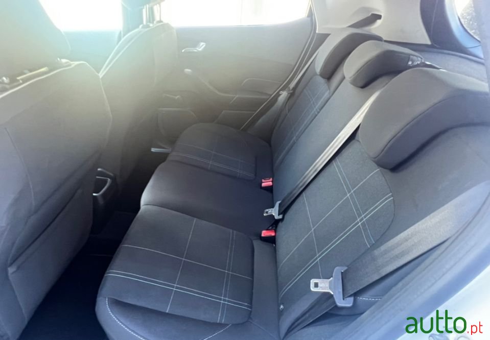 2018' Ford Fiesta photo #5