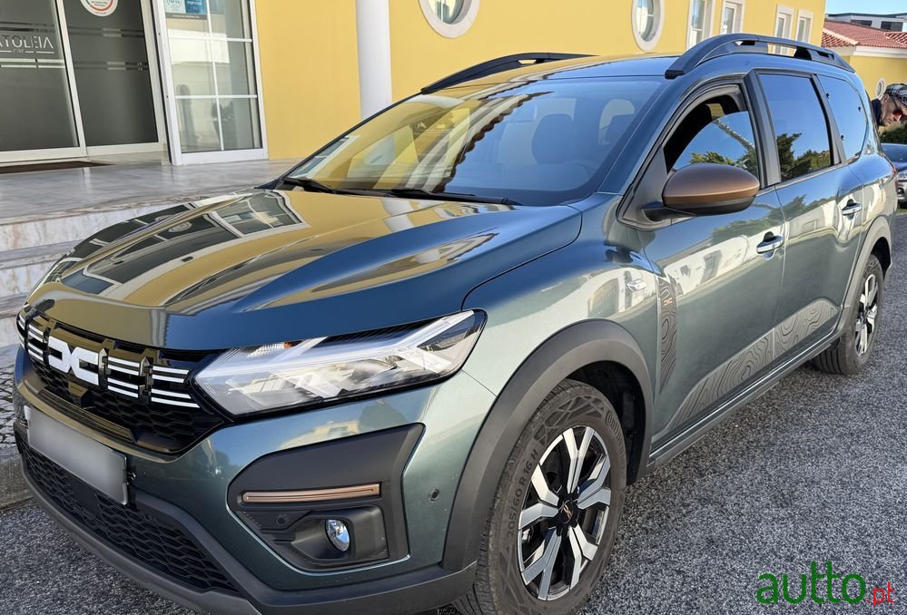 2024' Dacia Jogger photo #1