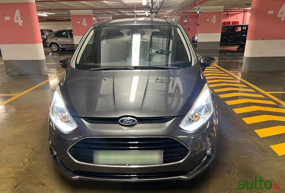 2015' Ford B-MAX 1.0 Scti Titanium photo #2
