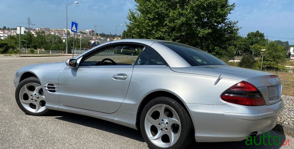 2005' Mercedes-Benz SL 350 Edition 50 photo #2